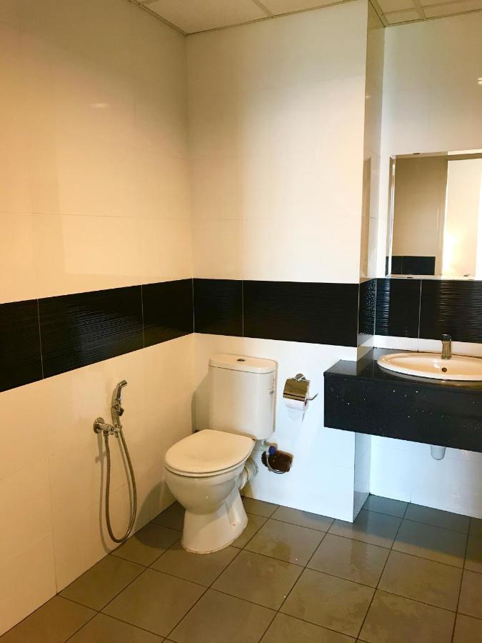 Mansion One Suites By Little Cabin George Town Exterior foto